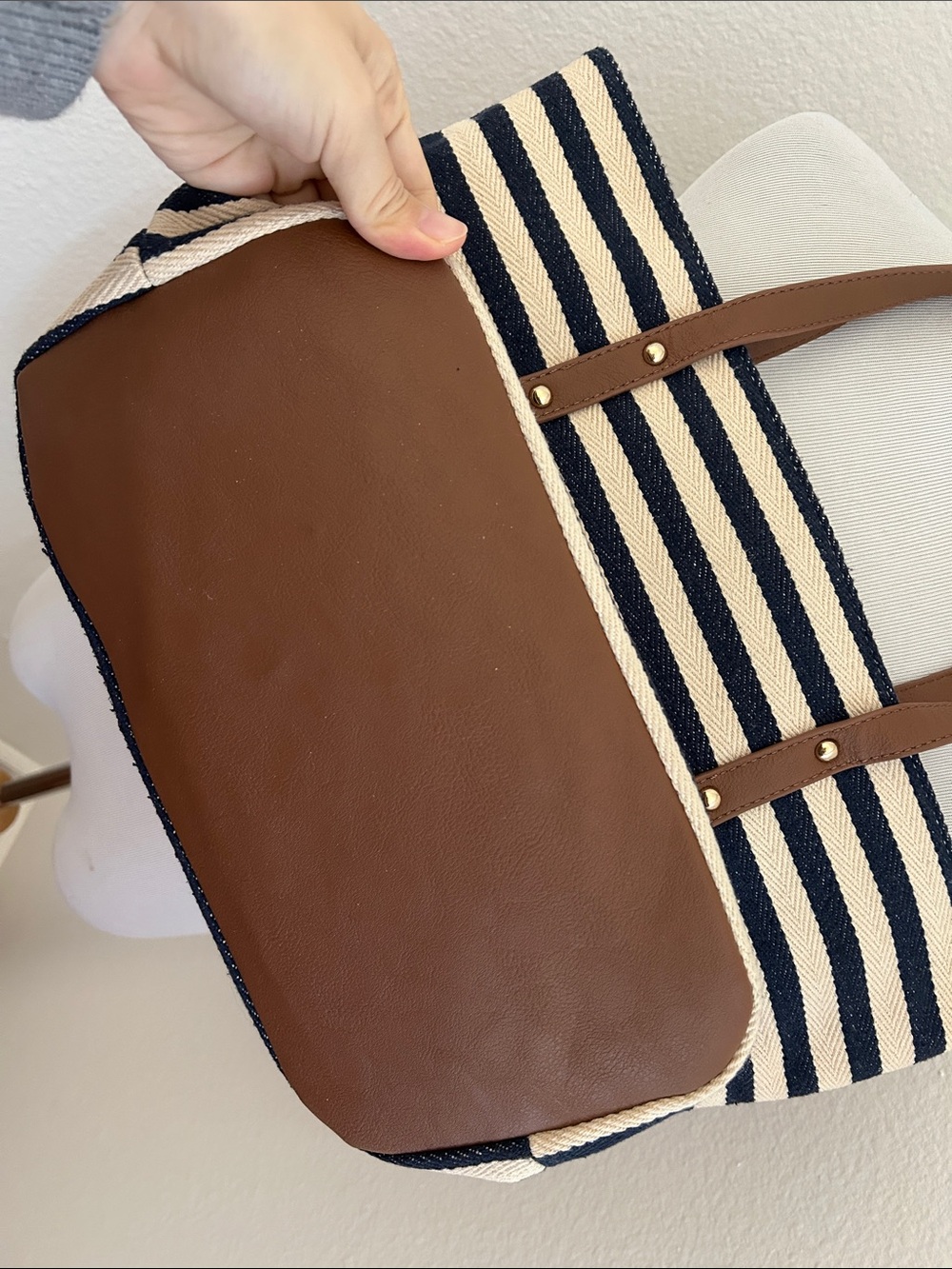 Forever 21 Navy & Cream Striped Tote with Brown Handles - Picture 4 of 5
